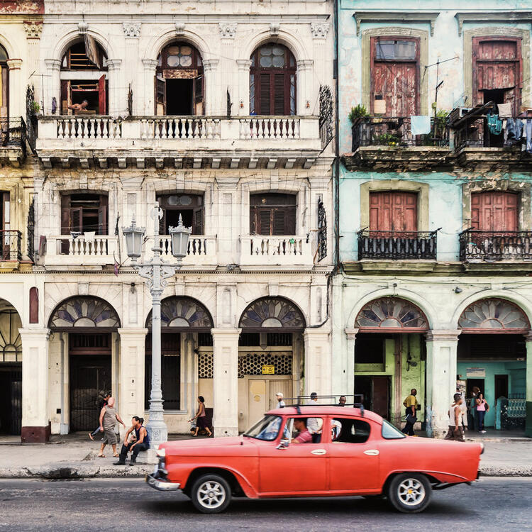 Mit dem Oldtimer durch Havanna | Condor
