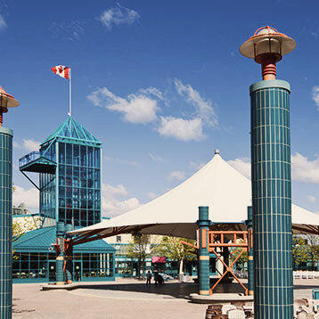 The Forks, Einkaufsmeile in Winnipeg, Kanada The Forks, Einkaufsmeile in Winnipeg (ywg)