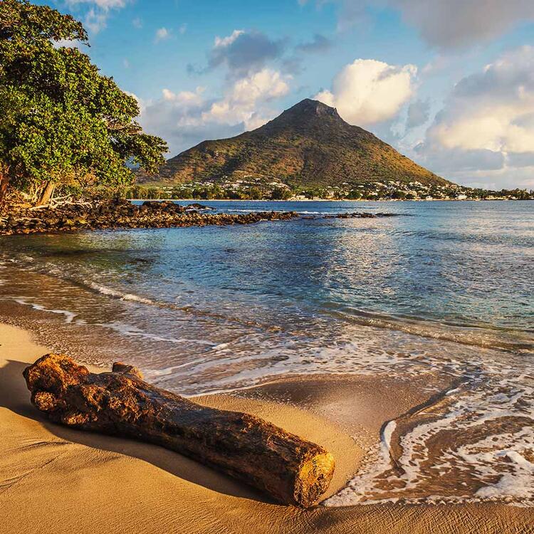 Paradiesischer Strand an der Tamarin Bay