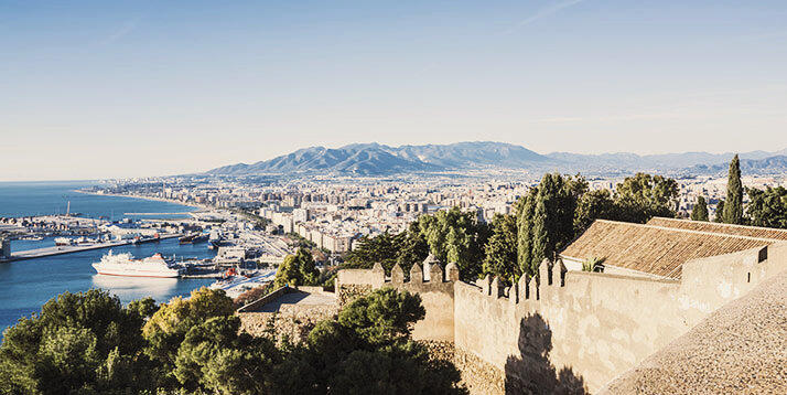 Die Stadt Malaga am Meer