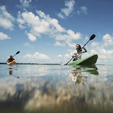 Fort Myers Estero Bay Estero Bay und Kajak-Touristen