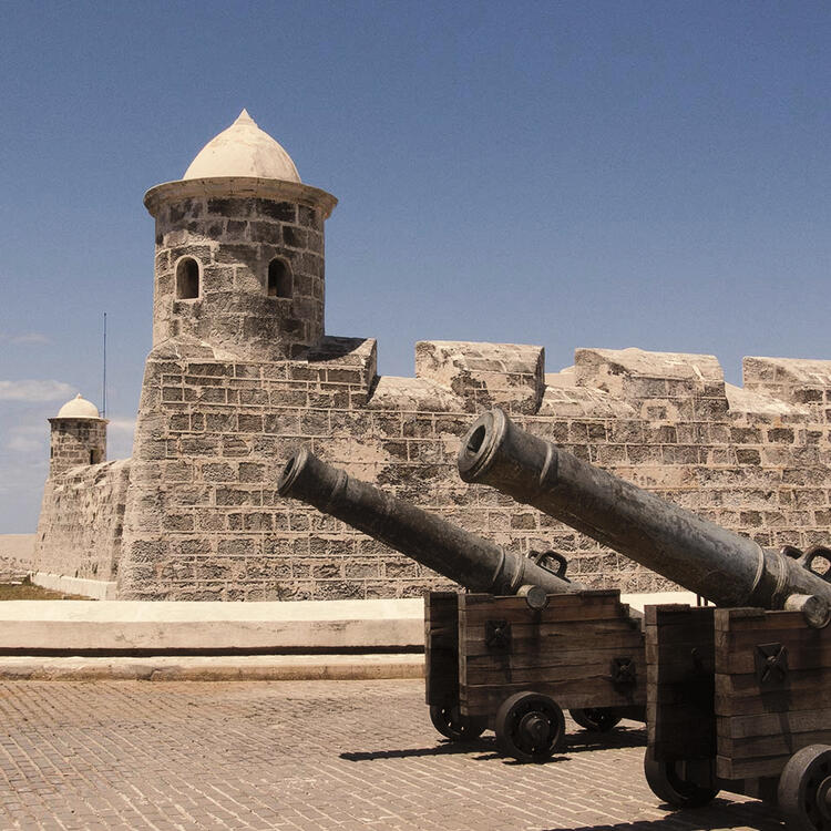 Castillo de los Tres Reyes del Morro - Kuba | Condor