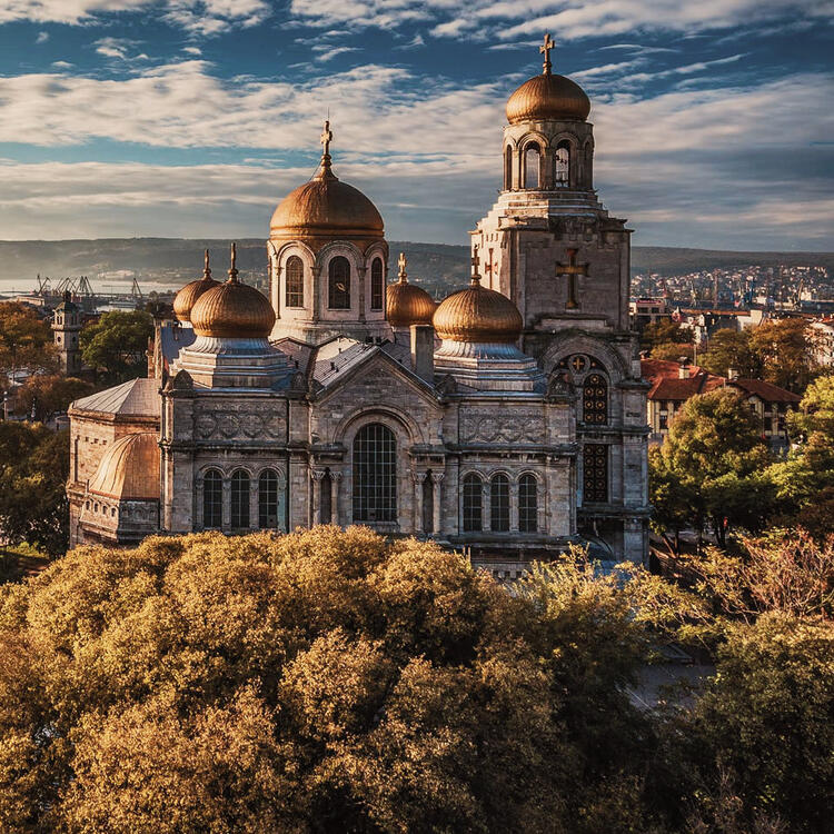 Die Muttergottes-Kathedrale in Varna