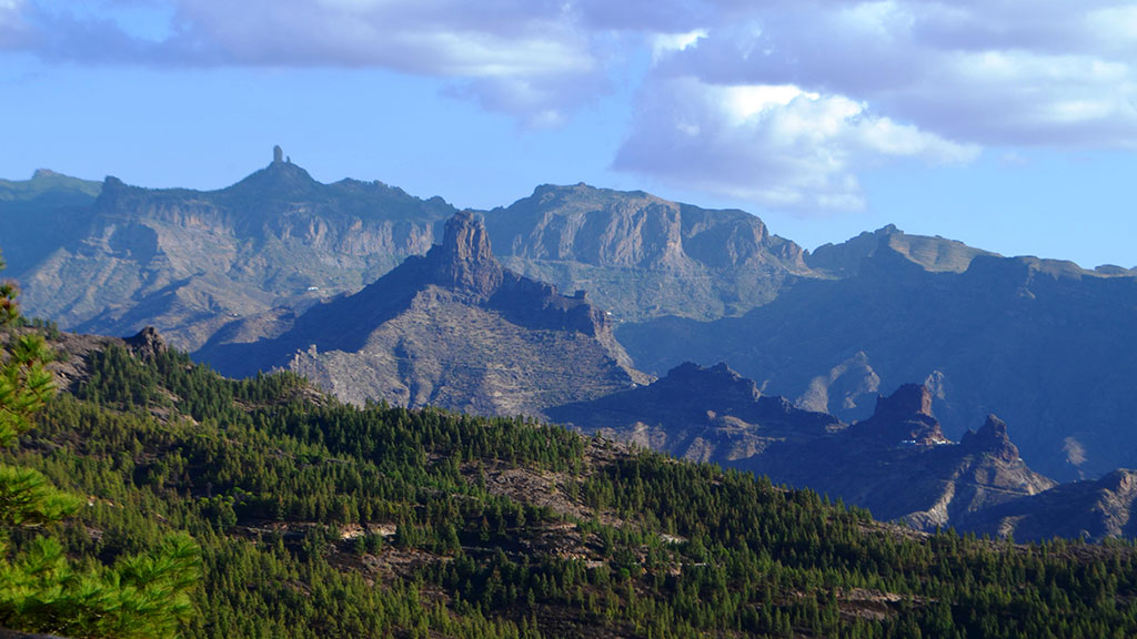 Blick auf das Tamadaba Massiv auf Gran Canaria