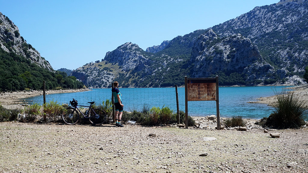 Blick auf Stausee Cuber auf Mallorca