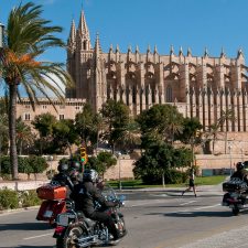 Auf einer Motorradtour Mallorca entdecken