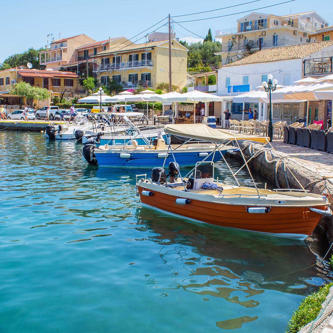 Fischerhafen von Kassiopi auf Korfu