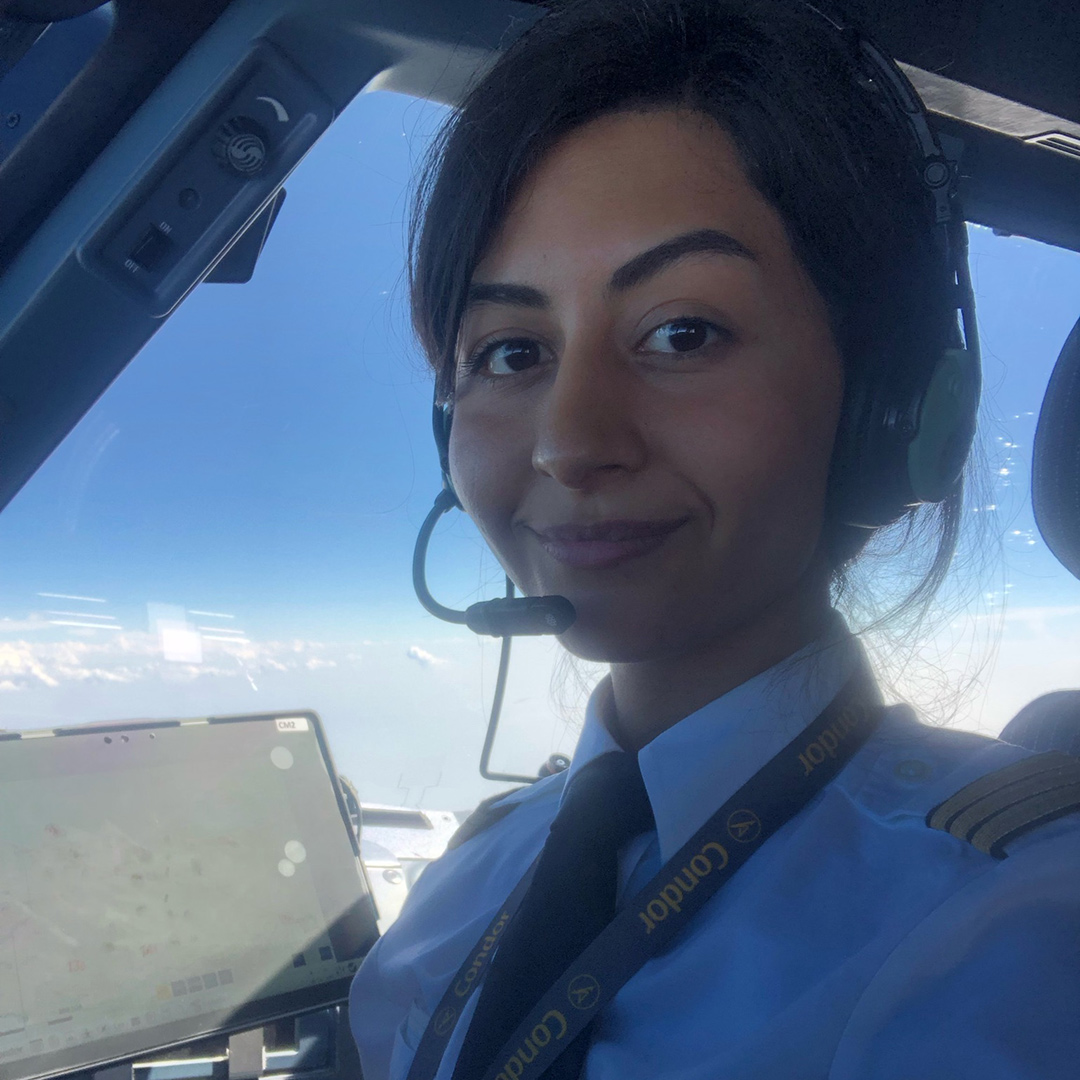 Condor Pilotin Hanin Mina Al-Roubaie