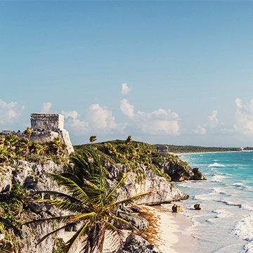 Klippen am Strand in Cancun, Condor Ziel