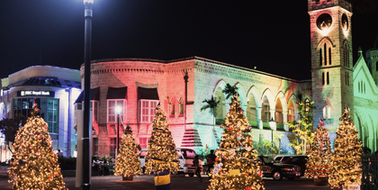 Weihnachtliche Beleuchtung in Bridgetown