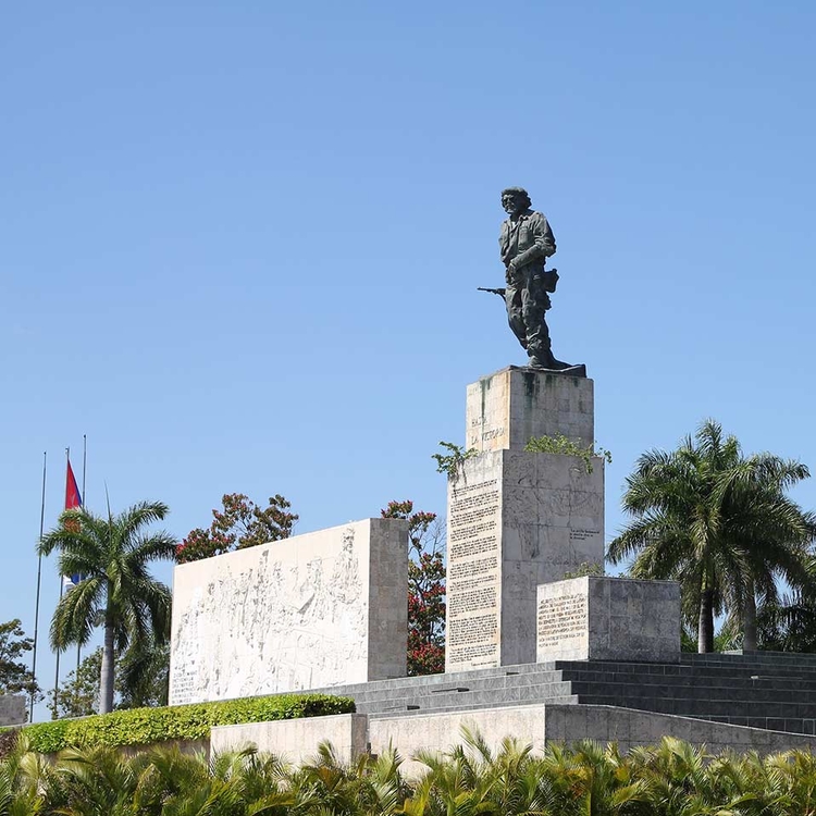 Kuba, Santa Clara, Villa Clara. Che Guevara-Gedenkstatue auf der Plaza de la Revolucion