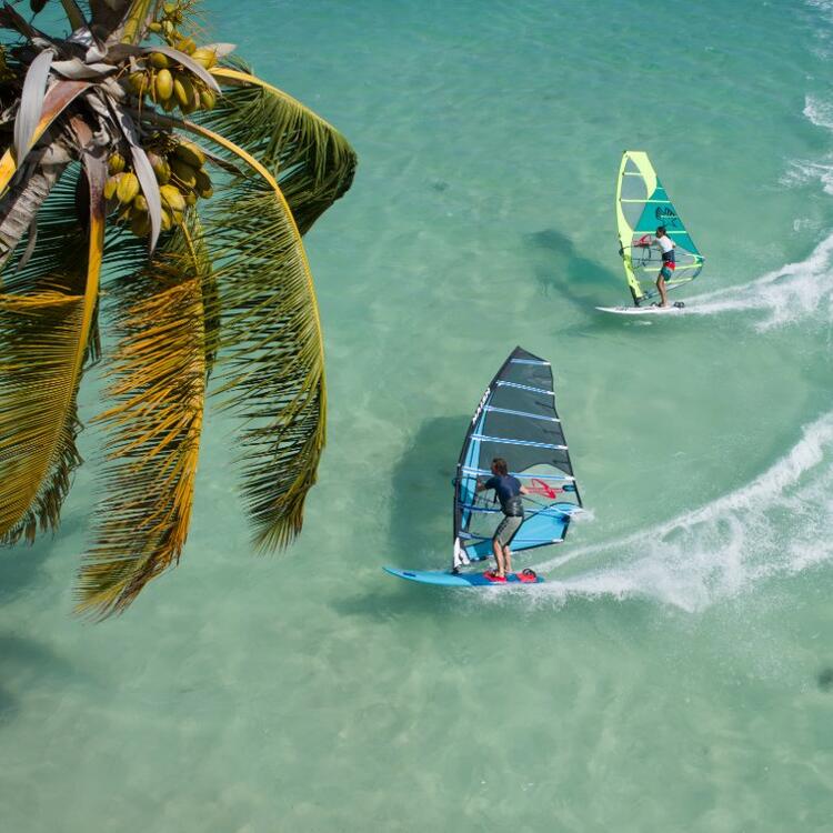 Surfen auf Tobago