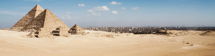 Sanddünen vor den Pyramiden von Gizeh