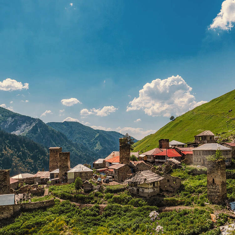 Bergdörfer Ushguli in Georgien | Condor Bergdörfer Ushguli in Georgien | Condor