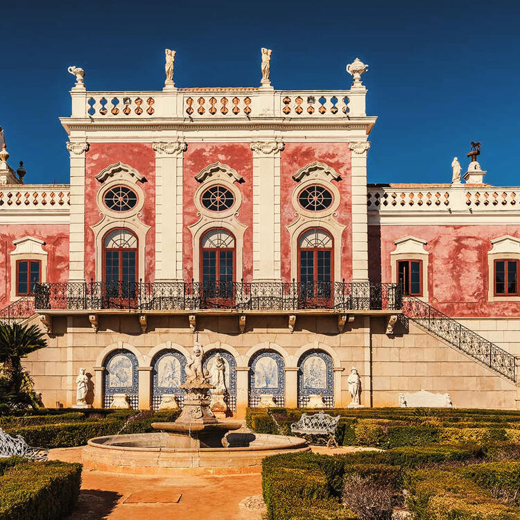 Der Palácio de Estoi bei Faro - Portugal | Condor