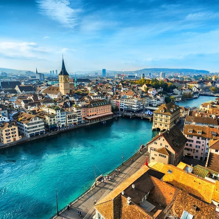 Blick aus der Lust auf Zürich und den klaren Zürichsee
