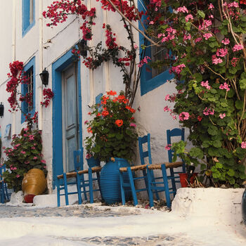 Typische blau-weiße Häuser auf Kos, Griechenland