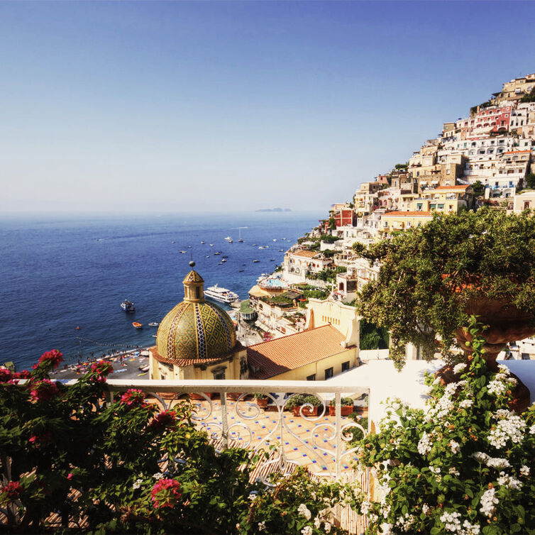 Panoramblick auf die Bucht von Neapel