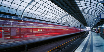 Rail & Fly
