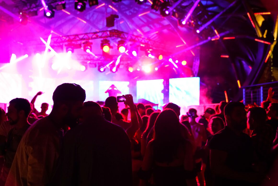 Split Novaljas Zcre Beach party crowd with purple lights