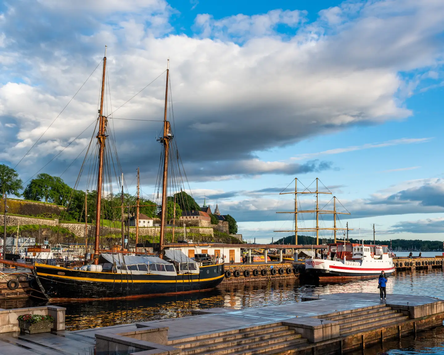 Oslo – Historischer Hafen mit Segelschiffen