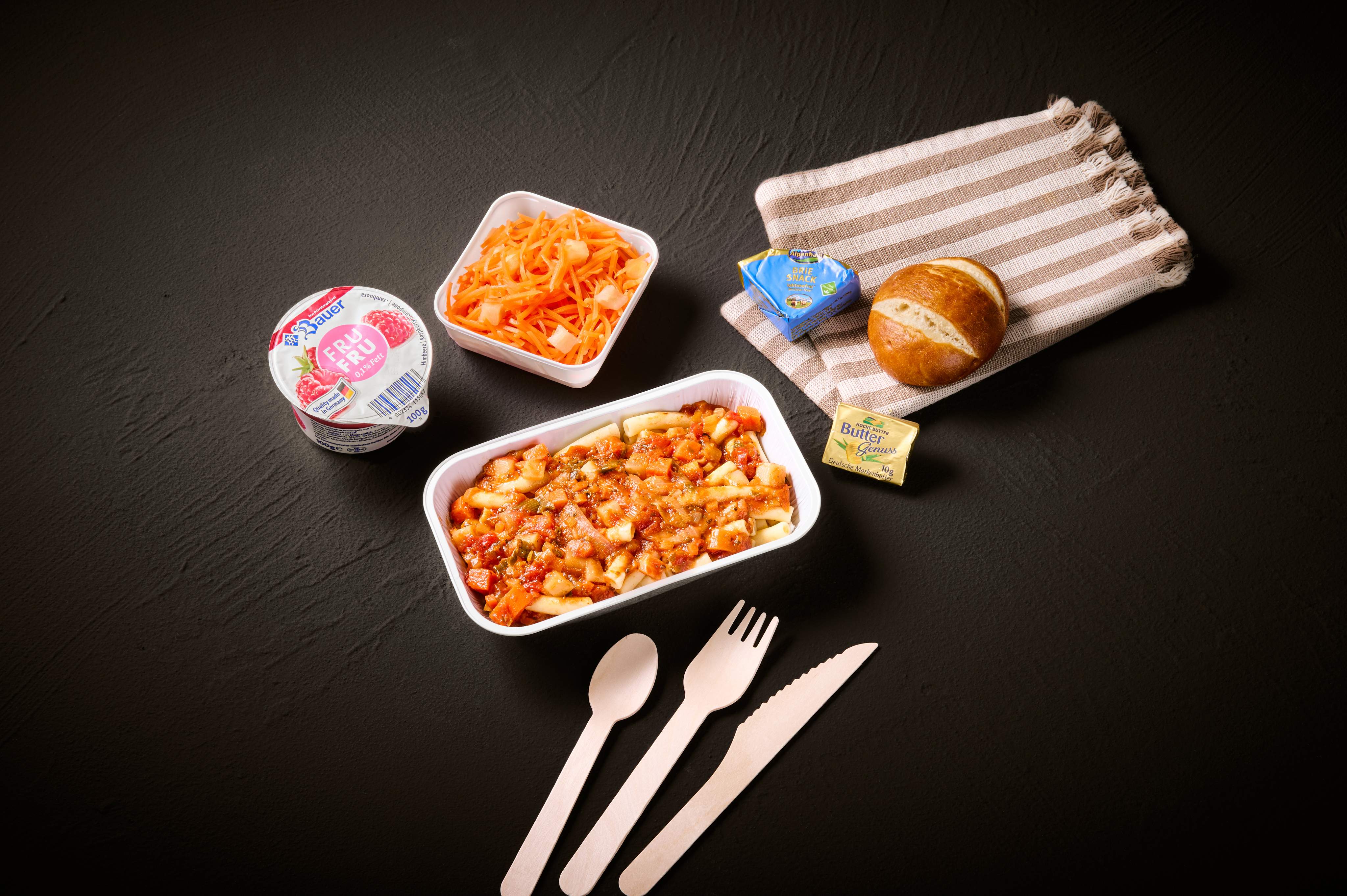 Het standaardmenu van de Economy Class van Condor.