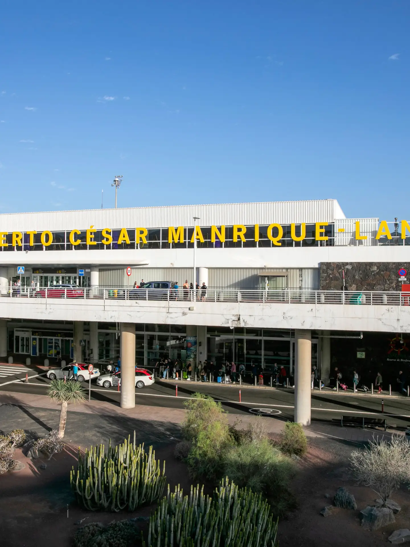 Aeropuerto+César+Manrique-Lanzarote+(exterior+2)