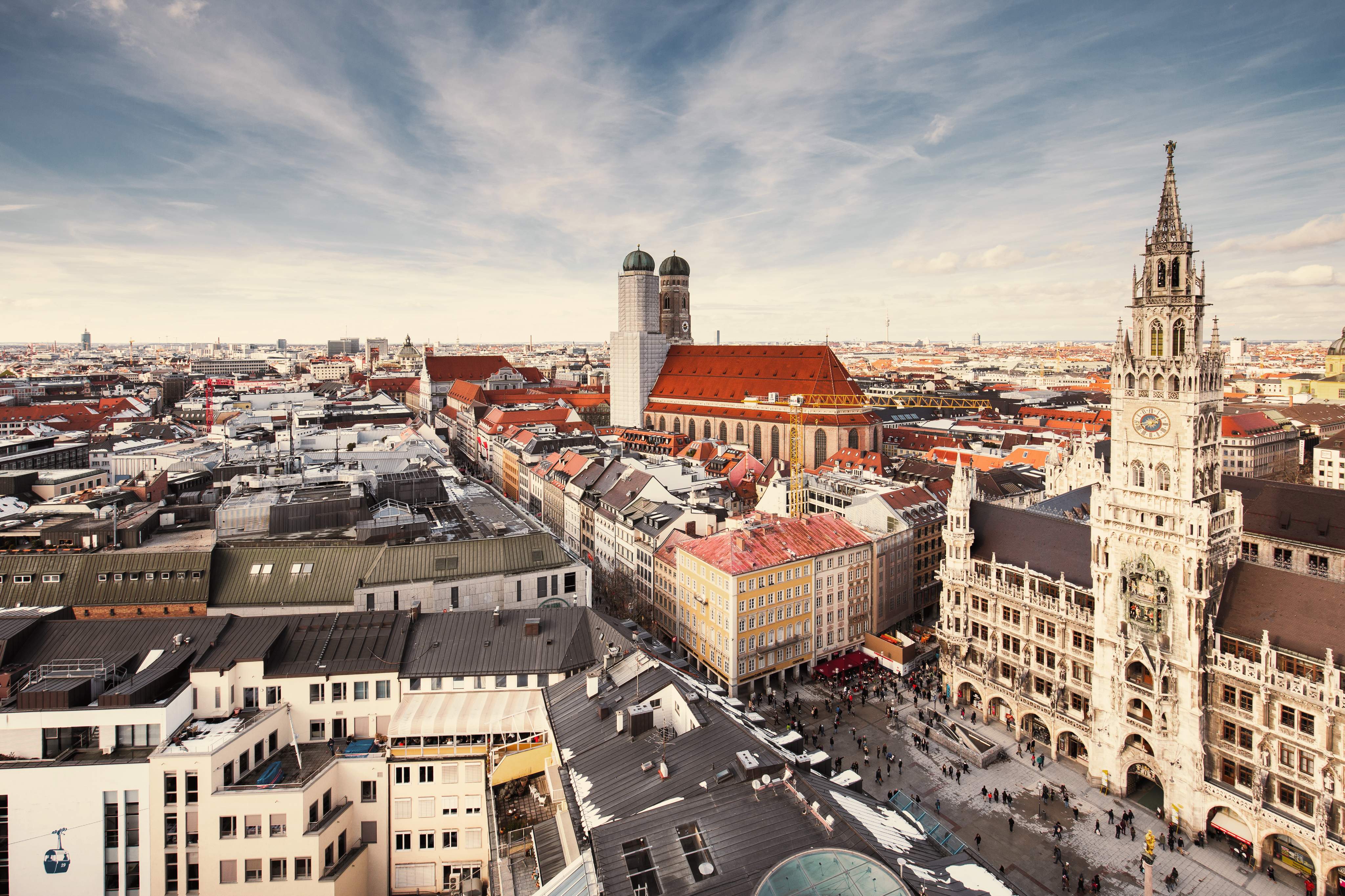muenchen-muc-deutschland-altstadt-frauenkirche-rathaus-02-condor