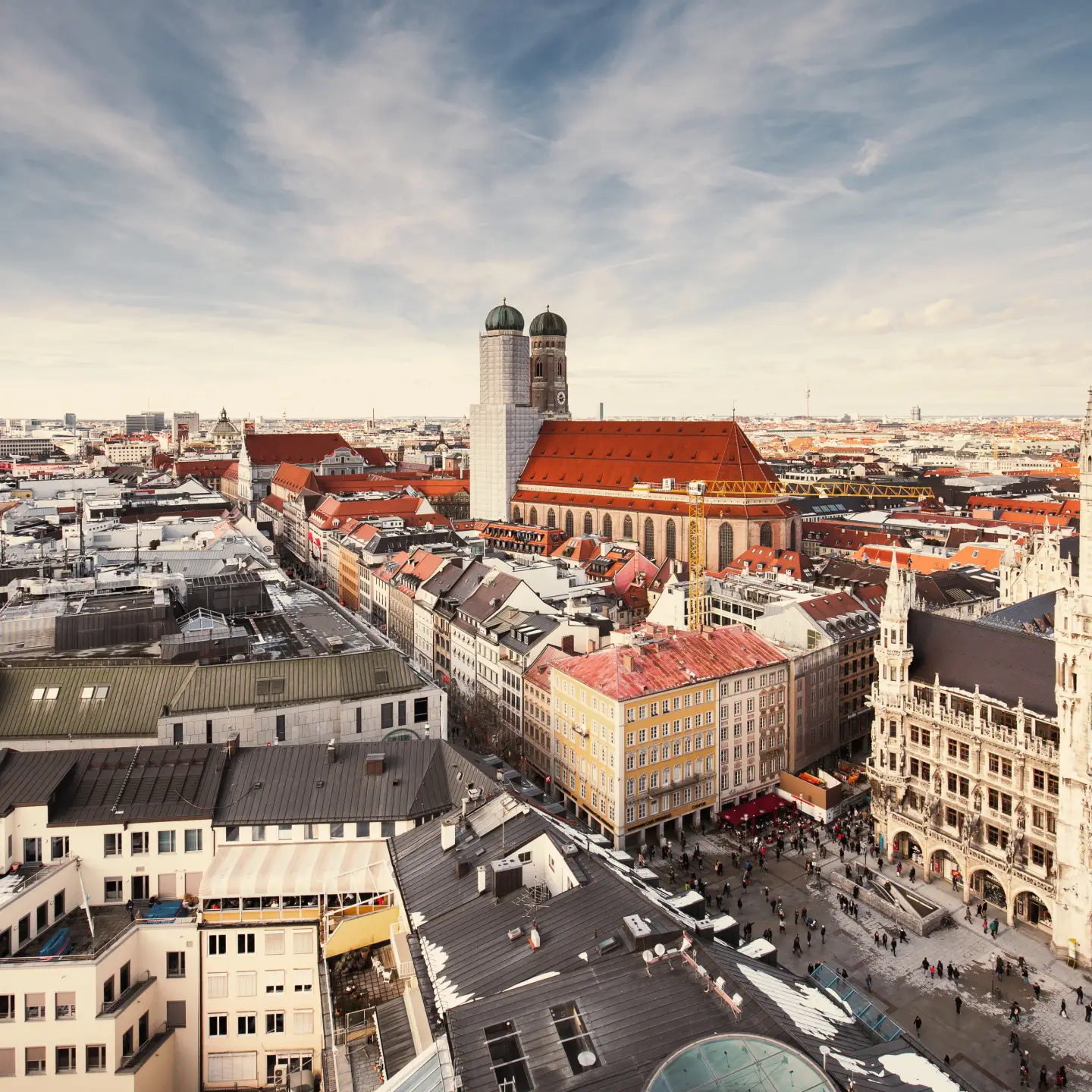 muenchen-muc-deutschland-altstadt-frauenkirche-rathaus-02-condor