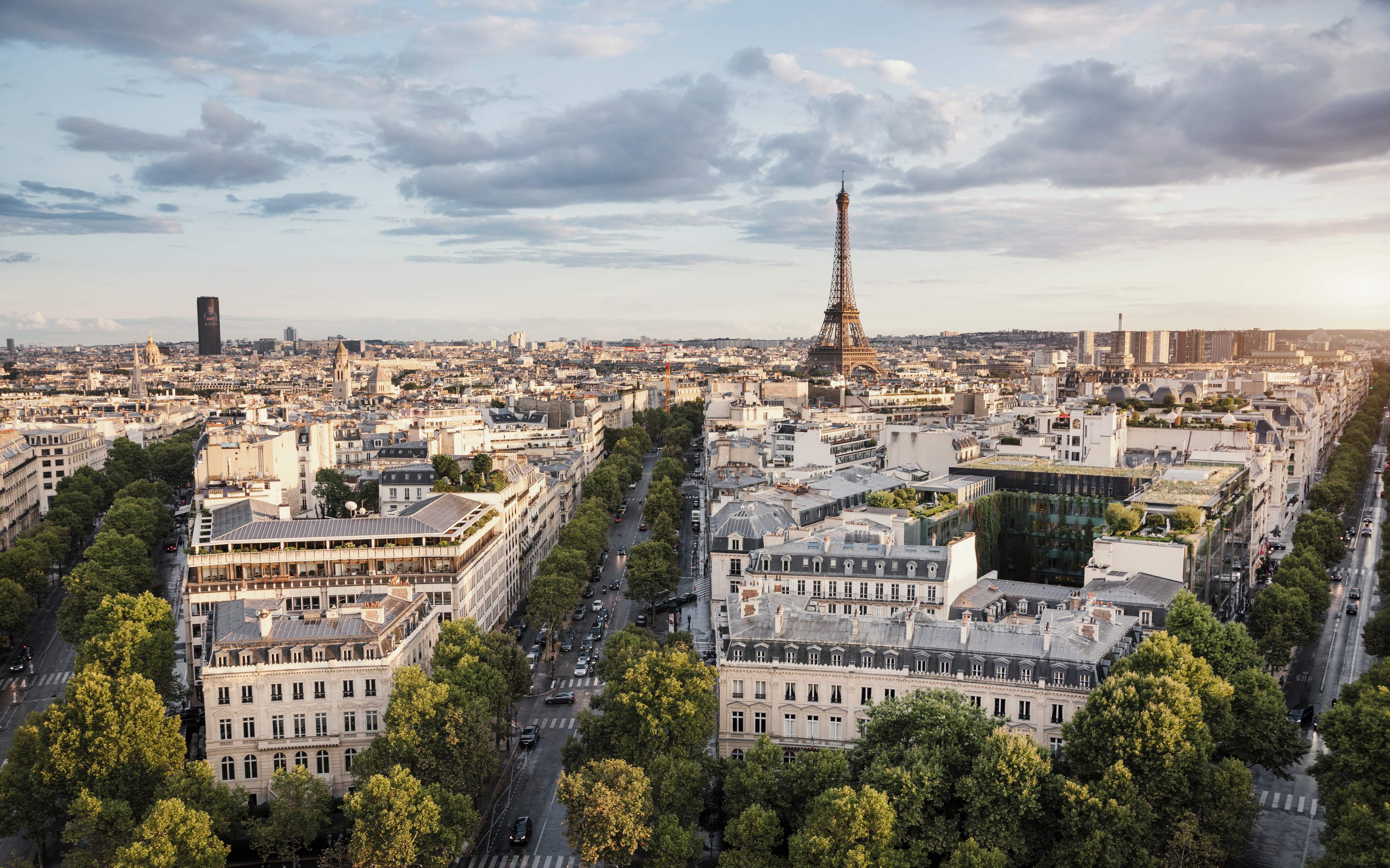 Scenic view over Paris.