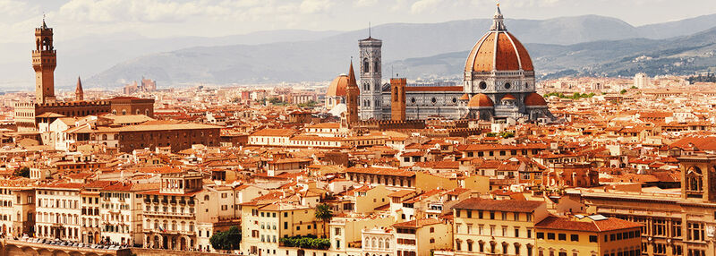 Beautiful view of the city of Florence and its historic buildings.