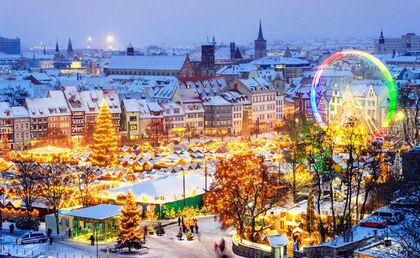 The Christmas Market in Erfurt with a snowy landscape