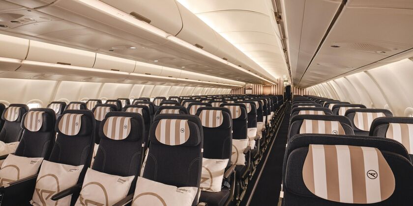 Long-haul flights, Premium Economy Class