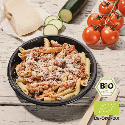 Pasta with an aromatic beef bolognese sauce