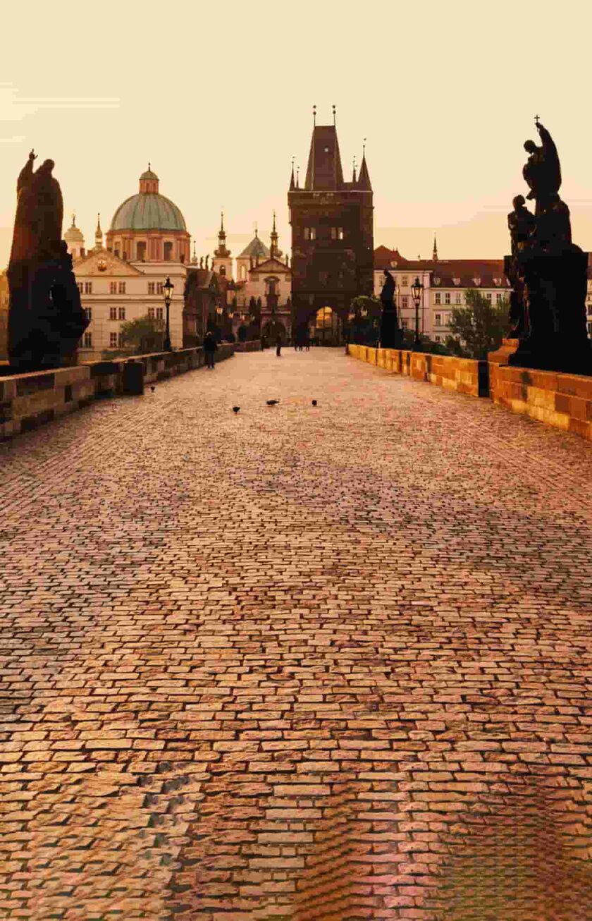 The charles bridge in Prague at dawn